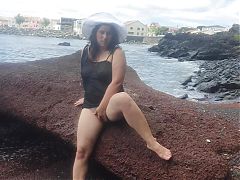 Bitch ExpressiaGirl on the Beach with Big tits changes clothes, does a PhotoShoot and Masturbates